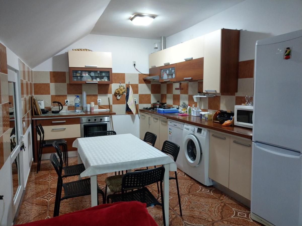 Apartament 5 Camere Cu Balcon Costinesti Plaja 5 Minute Nucilor 6 Екстериор снимка